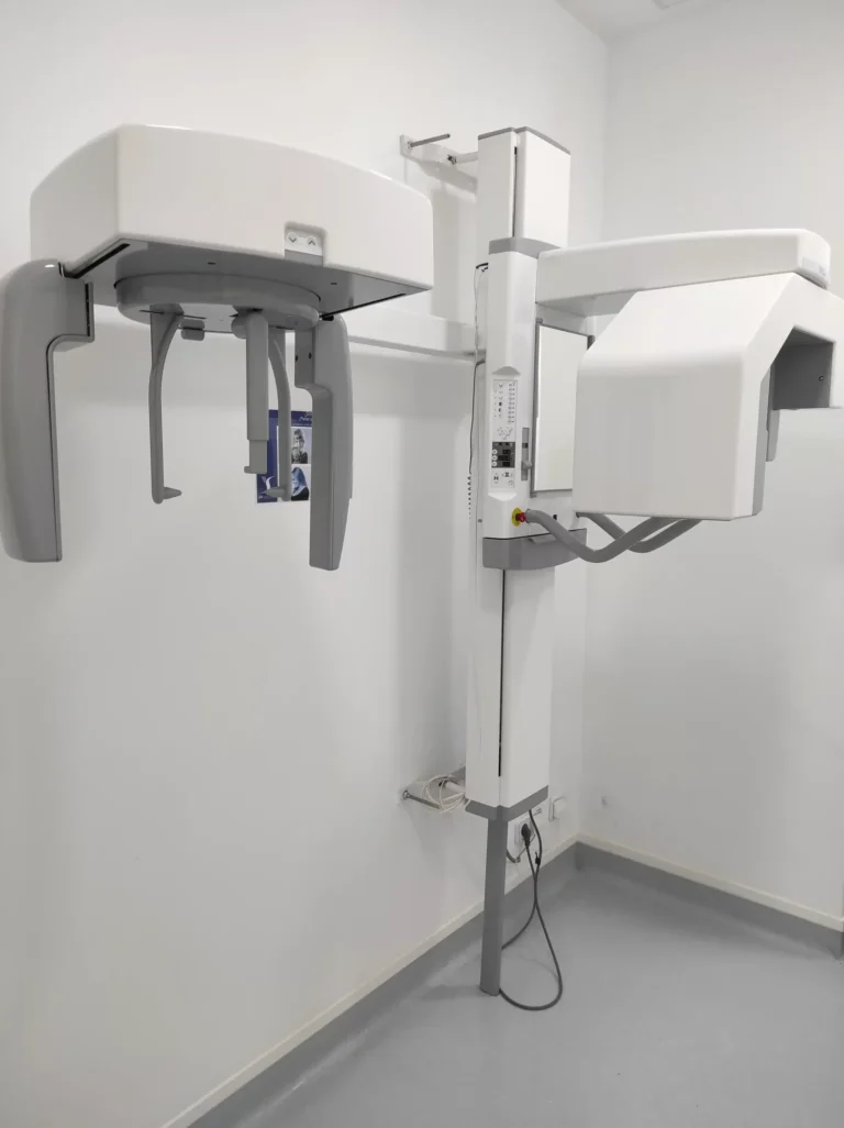Equipo de radiografía panorámica digital de Clínica Dental Odonty